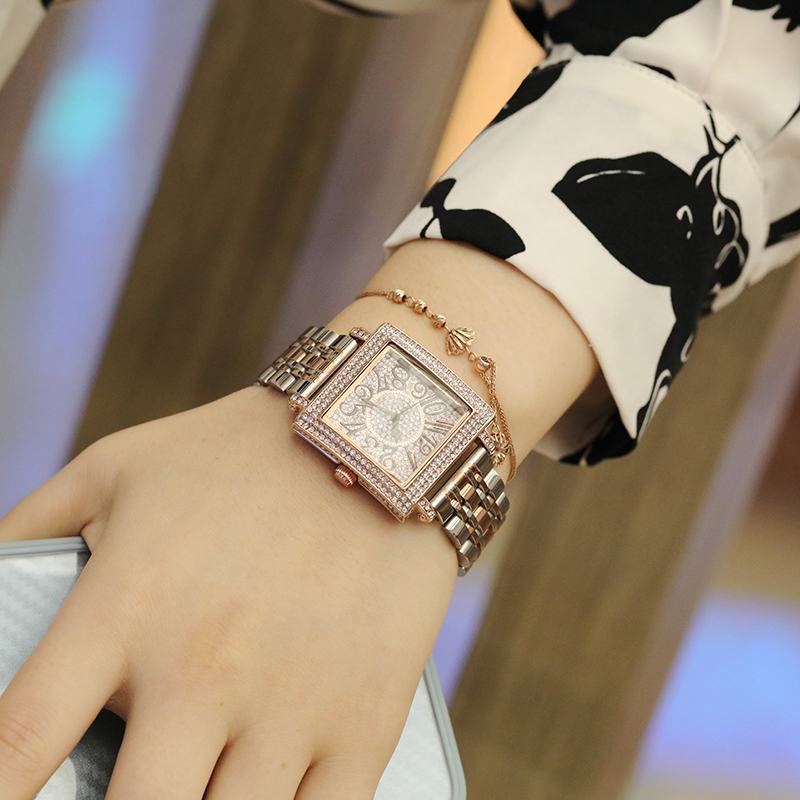 女性用スクエアクリスタルクォーツ腕時計,高品質のブランド,ラ - Luxury Watch Top 10 のレビューと価格