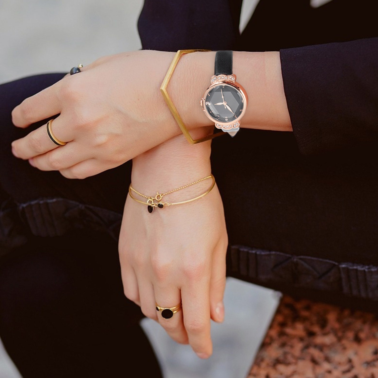 ラインストーンがあしらわれたレディース腕時計。耐久性のあるス - Luxury Watch Gift For Her のレビューと価格