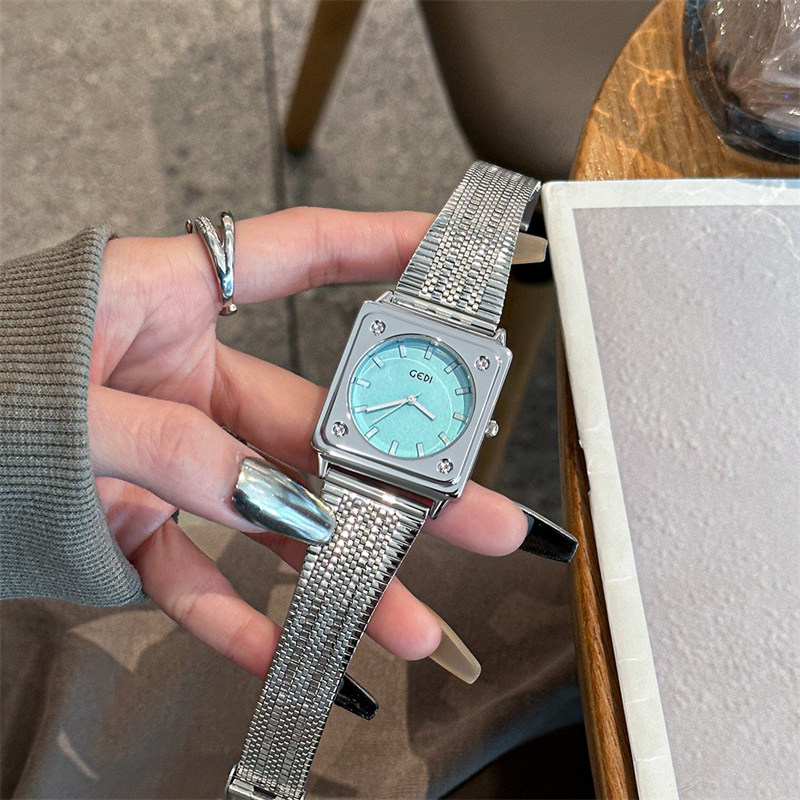 ミニマルで上品、ユニークなスクエア型文字盤のステンレス製スト - Luxury Watch Gift For Her のレビューと価格