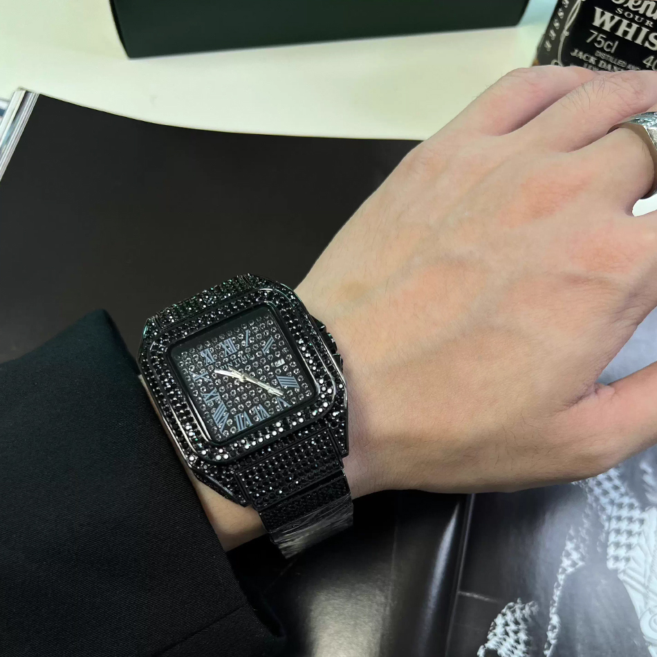 ゴールドまたはブラックのウォッチ、アイスアウトスクエア腕時計 - Luxury Watch Iceberg のレビューと価格